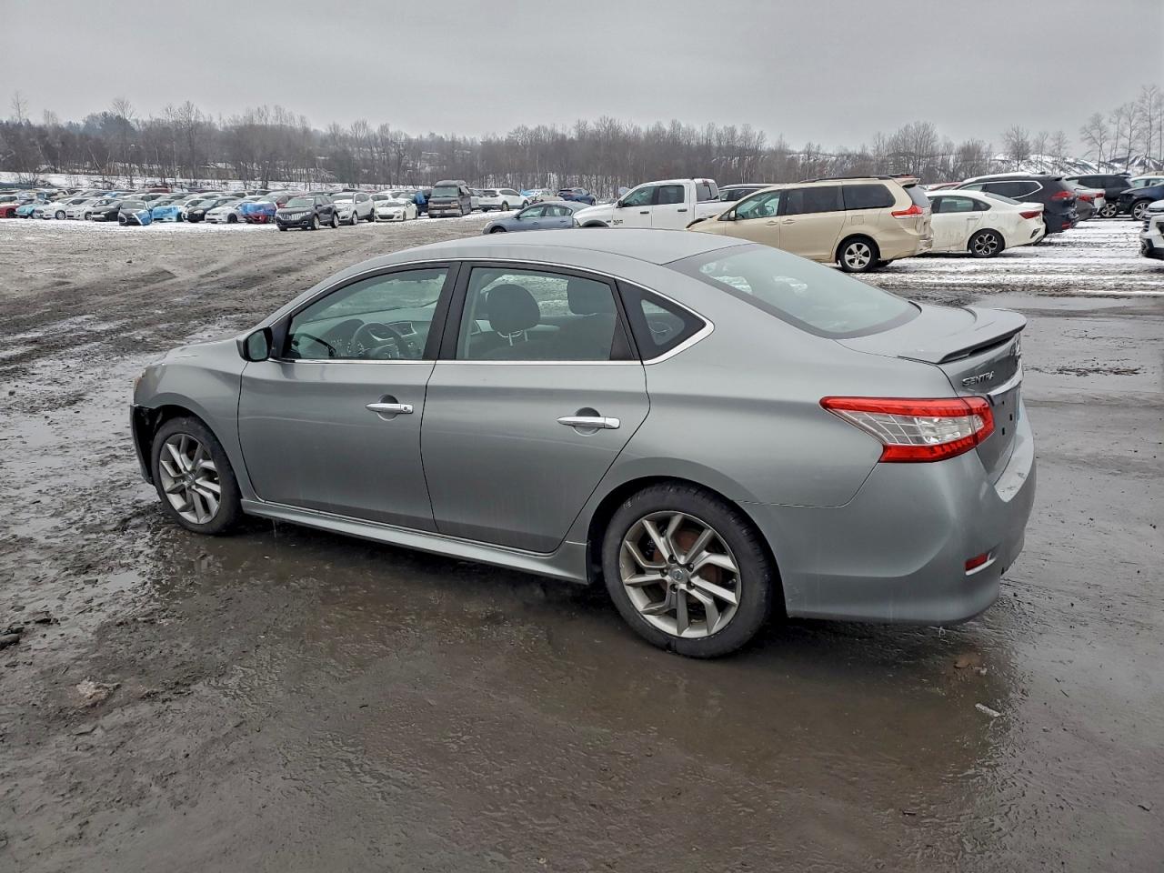 Nissan Sentra S Image 12