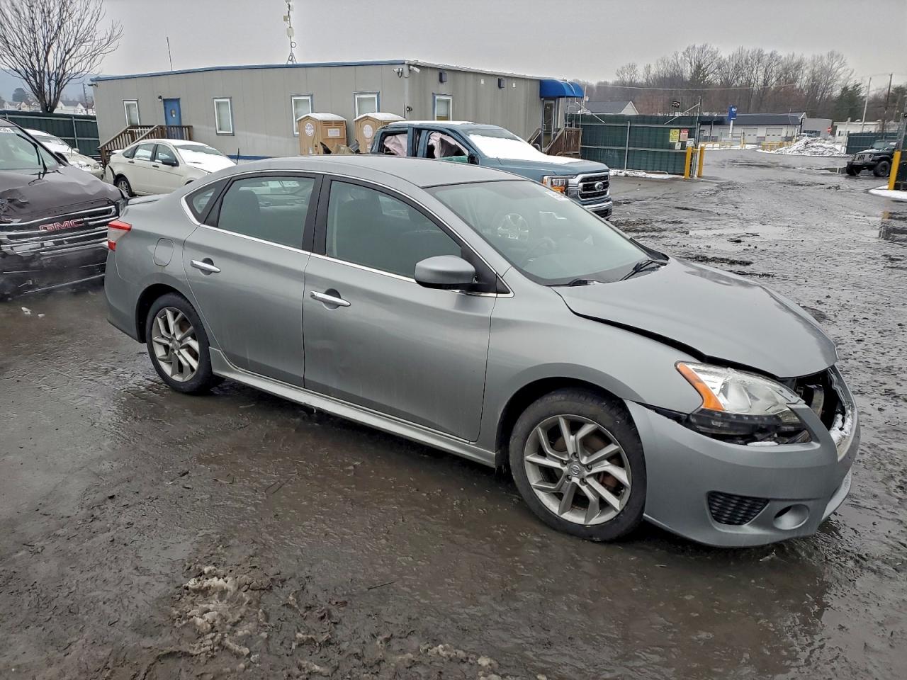 Nissan Sentra S Image 7