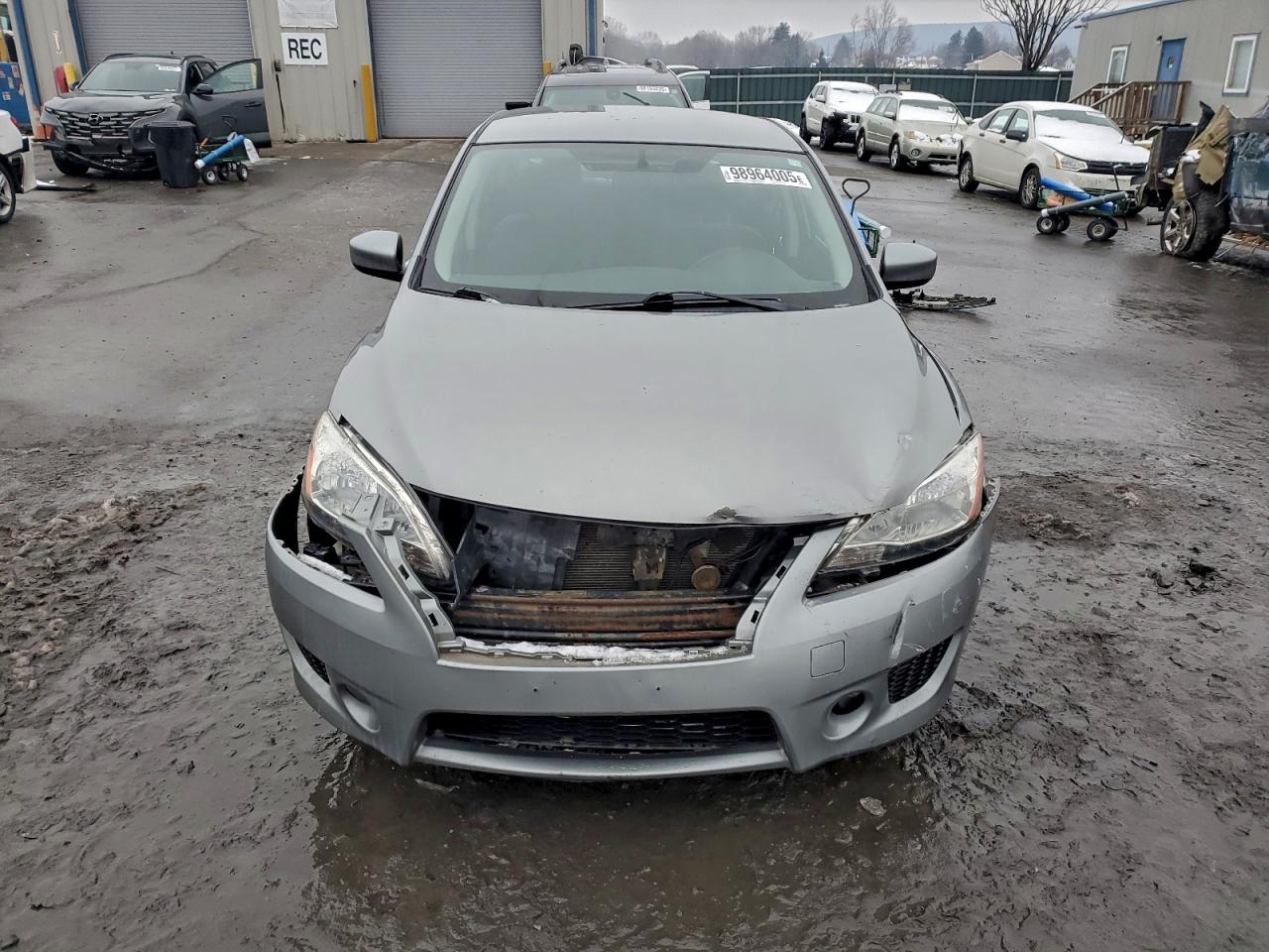 Nissan Sentra S Image 5