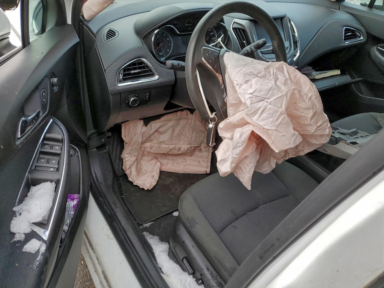 Chevrolet Cruze Lt Image 5