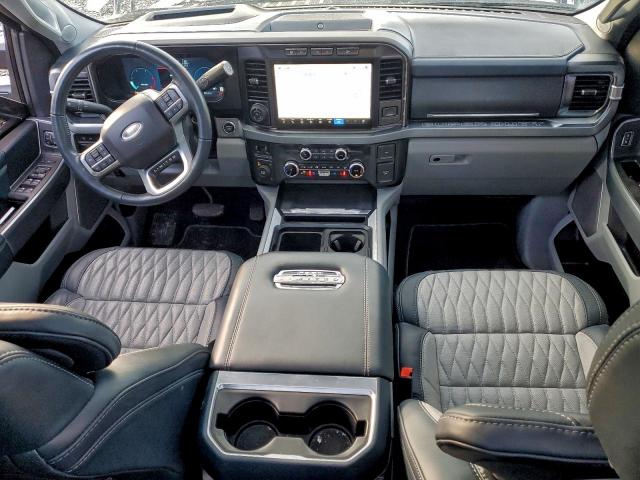 Ford F-350 Super Duty Image 3