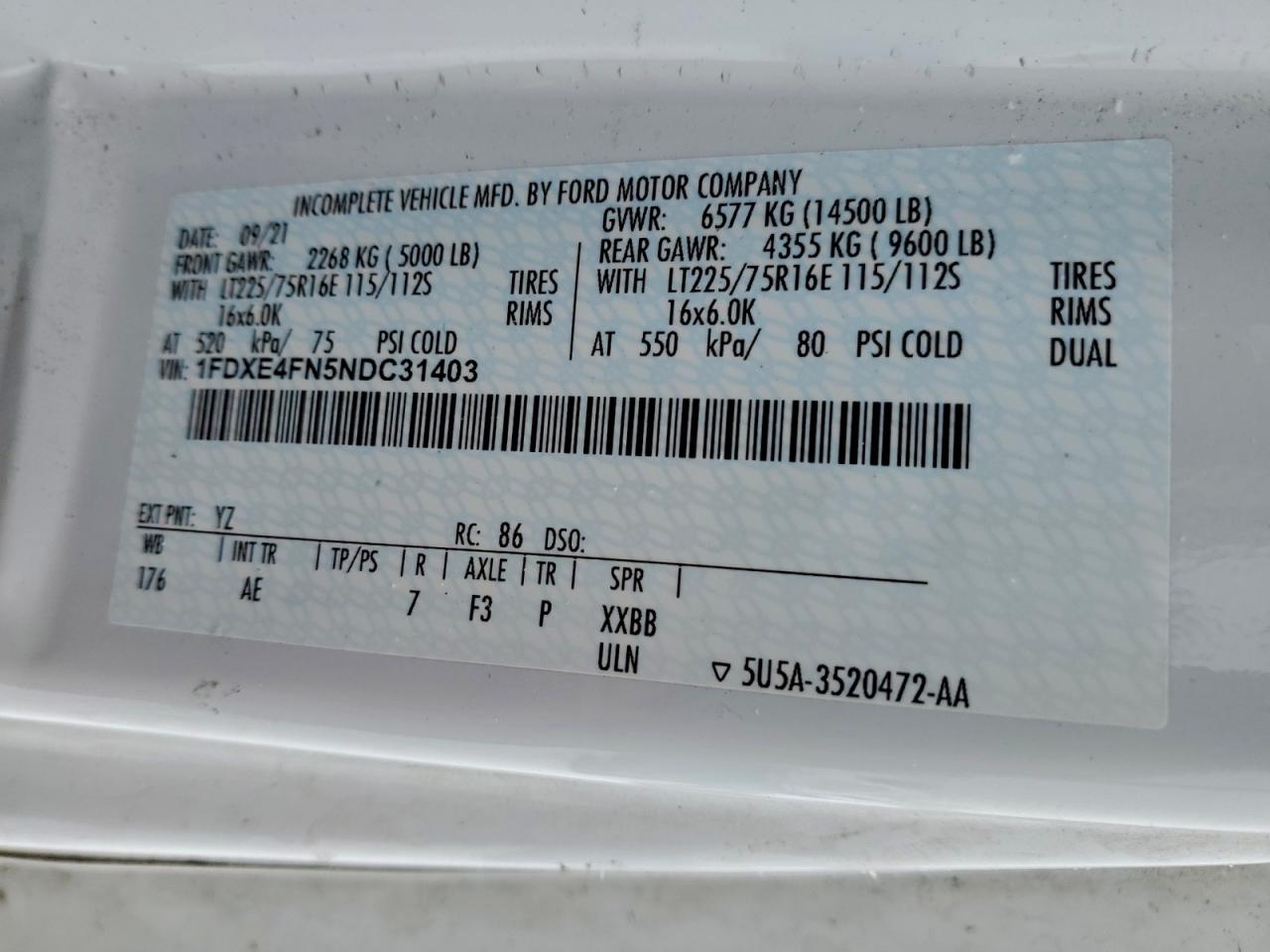 Ford E-450 E450 Super Duty Cutaway Van Image 9