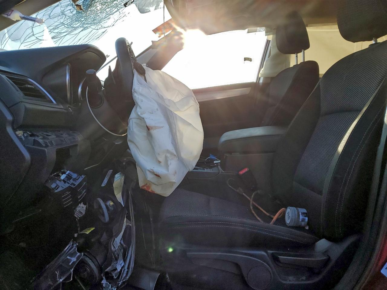 Subaru Outback 2.5i Image 13