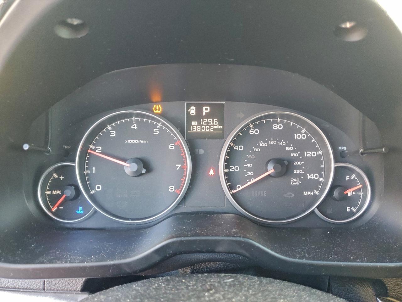 Subaru Outback 2.5i Premium Image 6