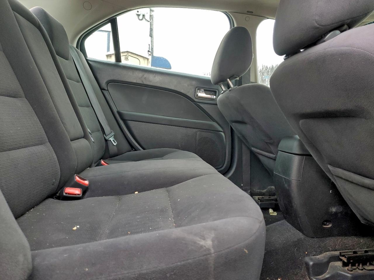 Ford Fusion Se Image 8