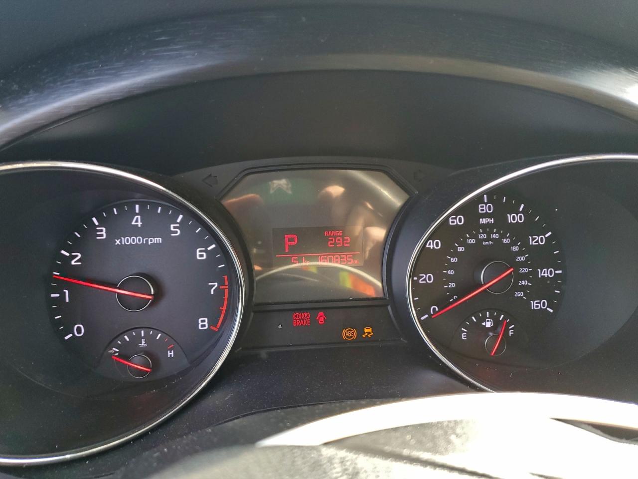 Kia Sedona Lx Image 3