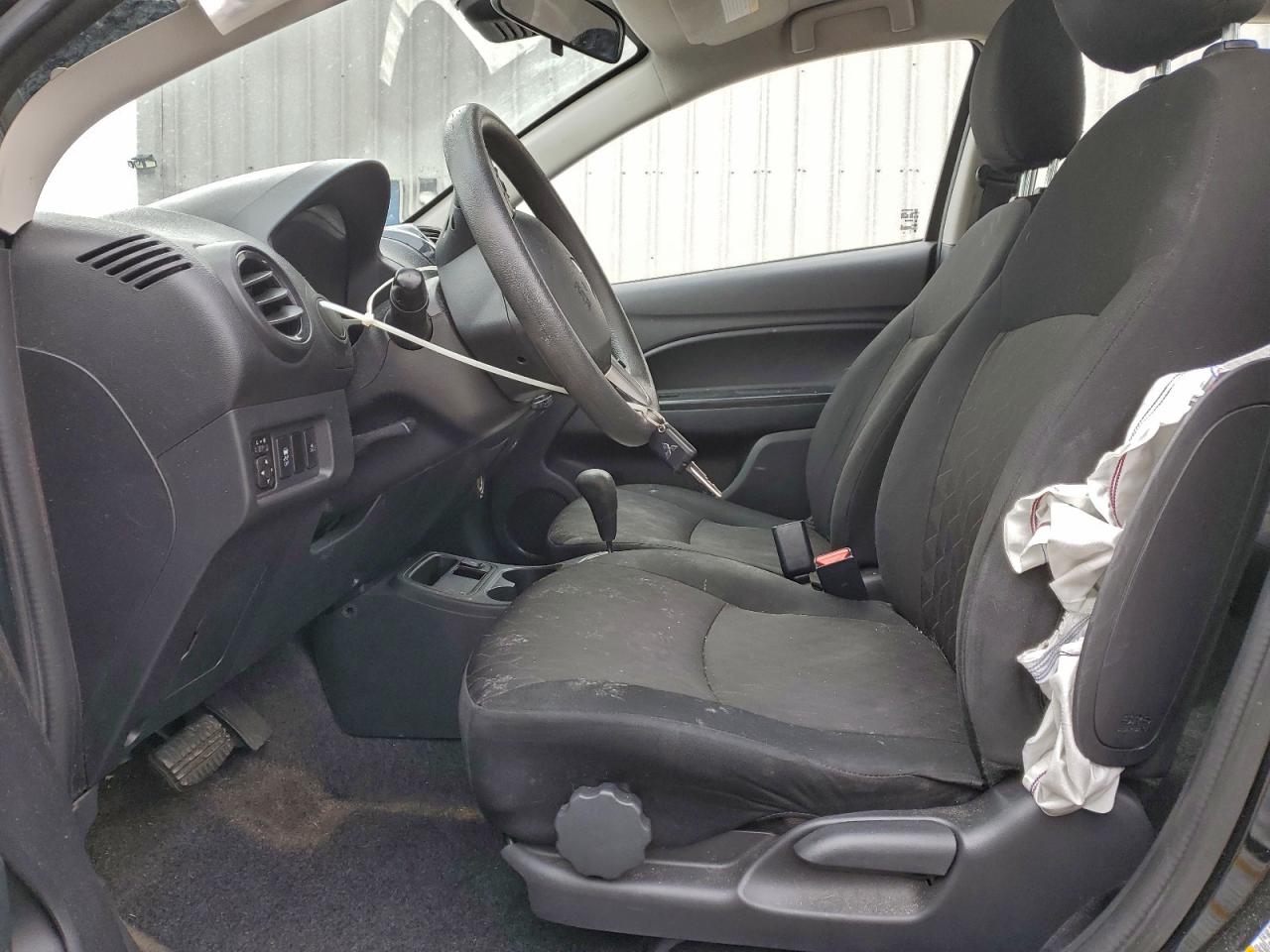 Mitsubishi Mirage Es Image 11