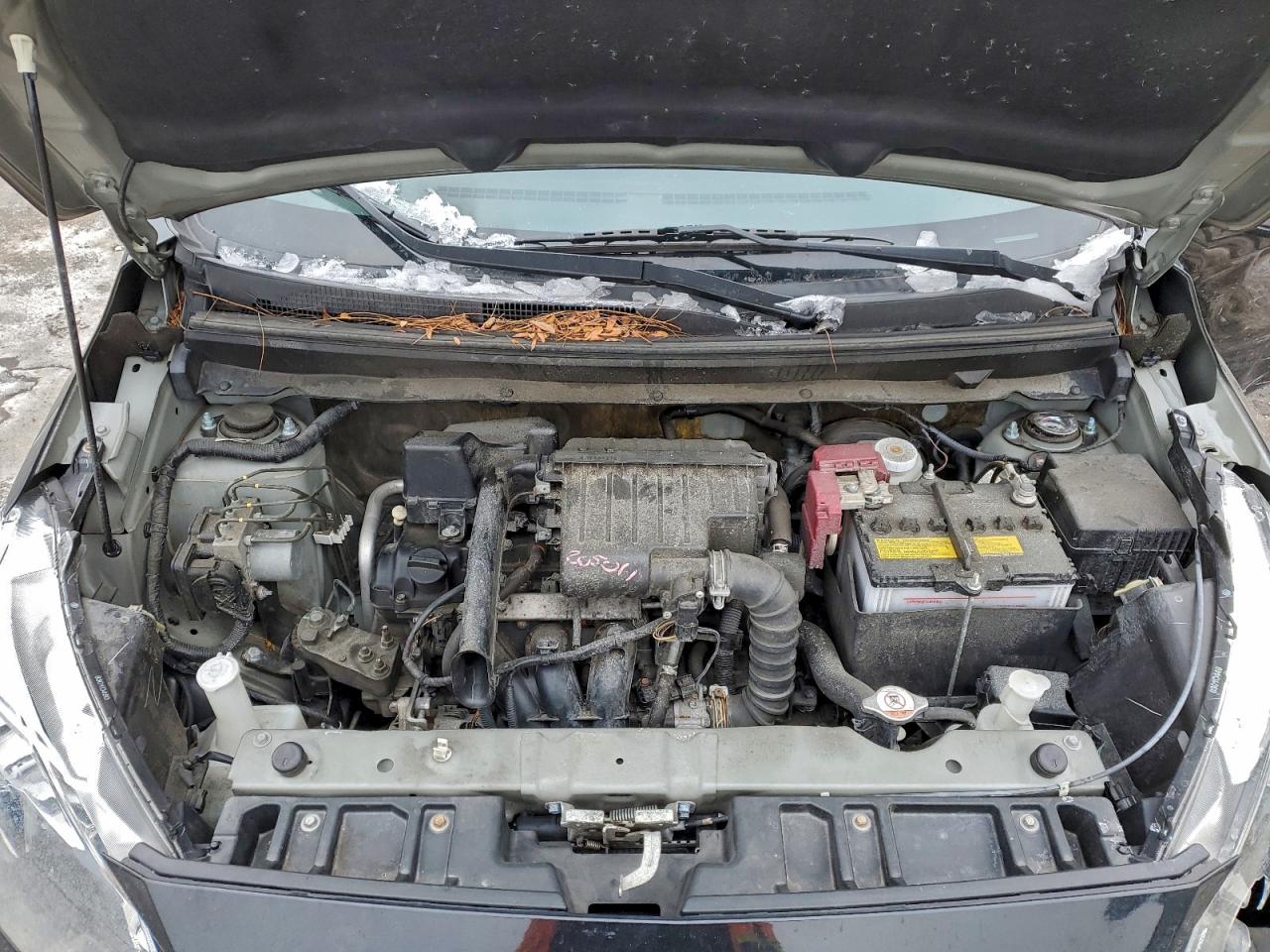 Mitsubishi Mirage Es Image 9