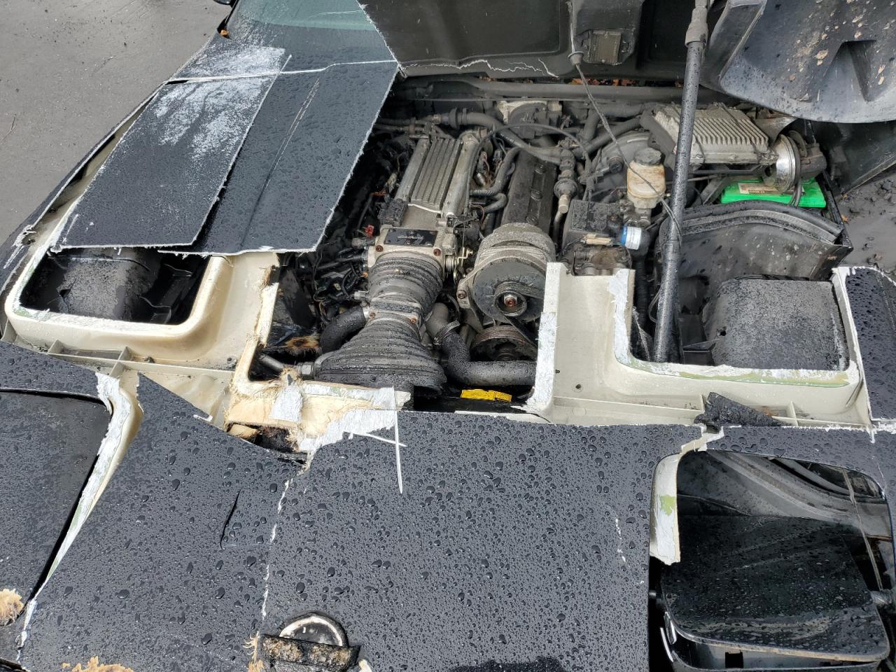 Chevrolet Corvette Image 10