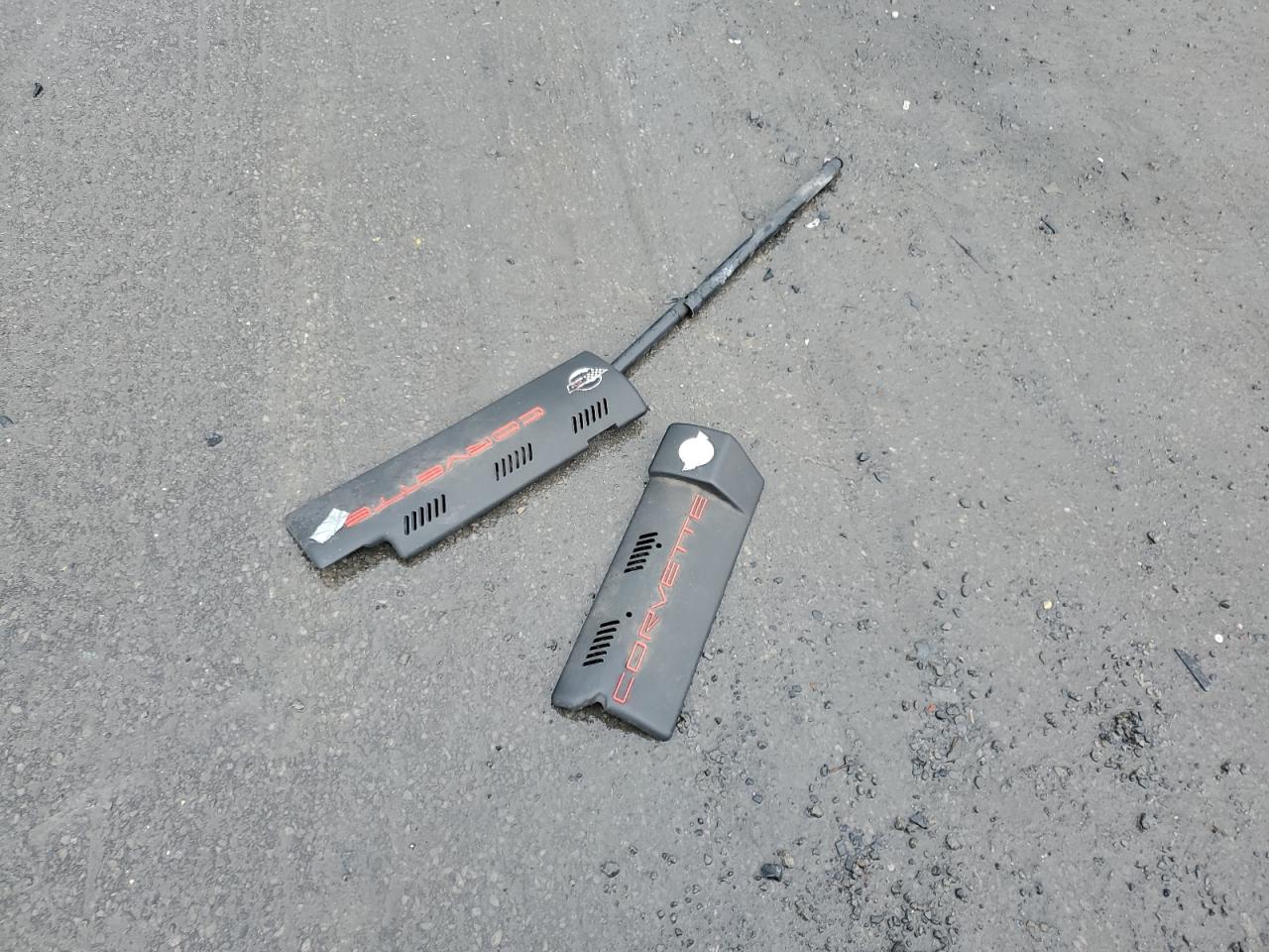 Chevrolet Corvette Image 12