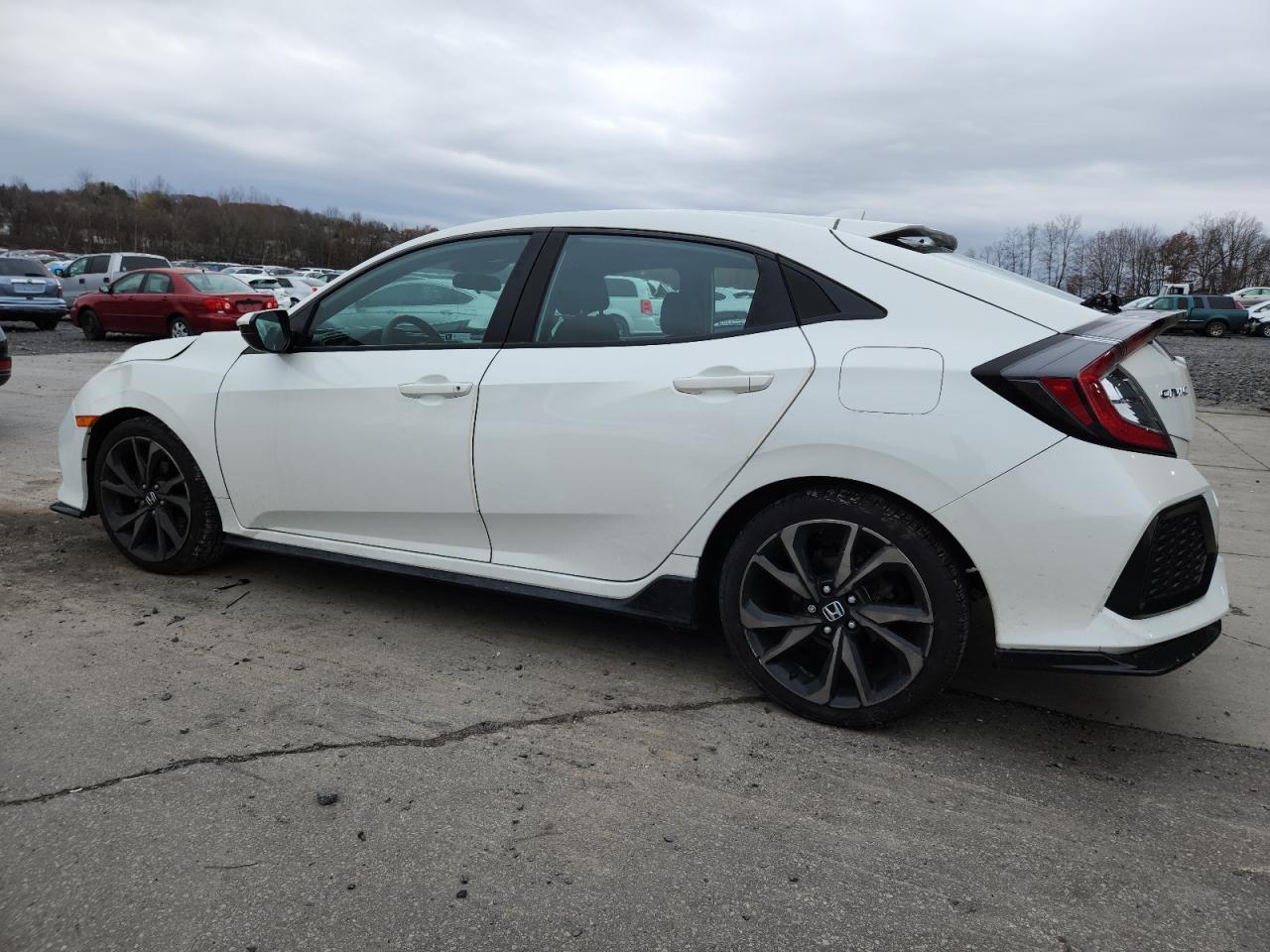 Honda Civic Sport Image 12