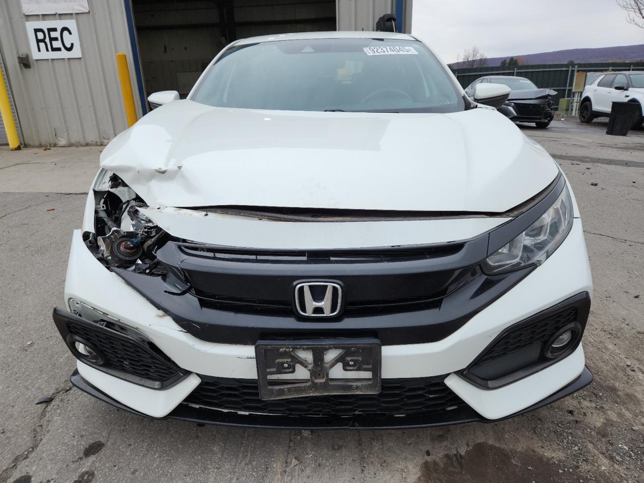 Honda Civic Sport Image 11
