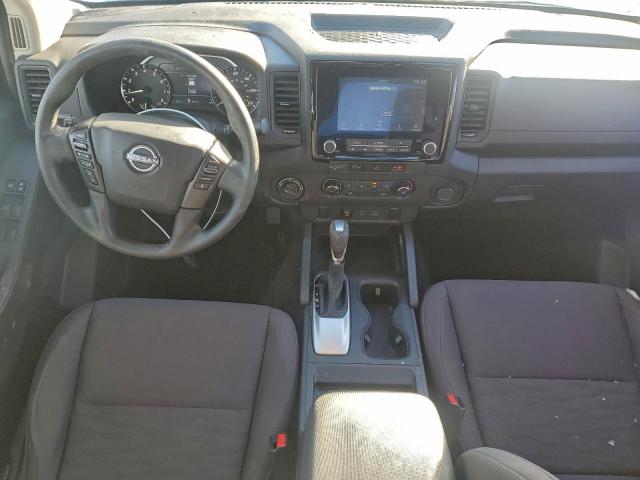 Nissan Frontier S Image 3