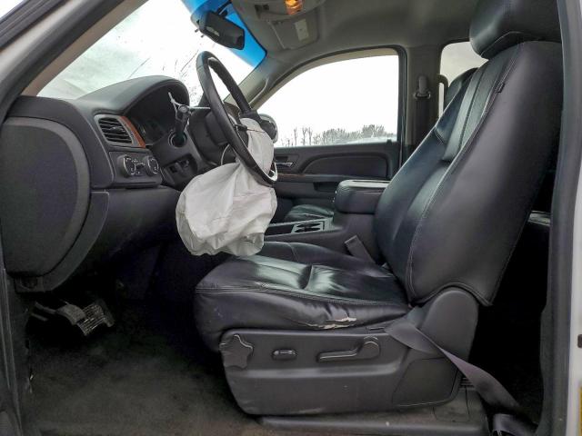 GMC Yukon K1500 Slt Image 5