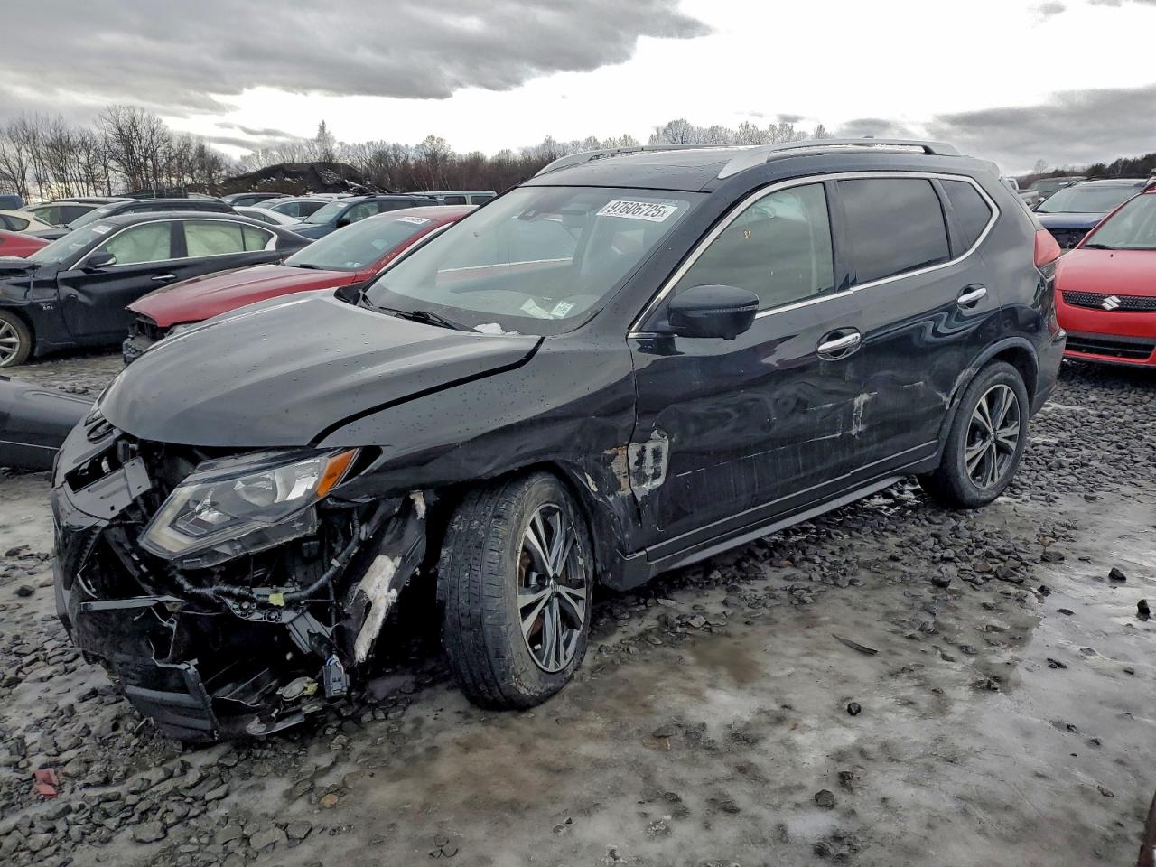 Nissan Rogue S Image 1