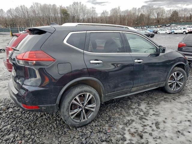 Nissan Rogue S Image 2