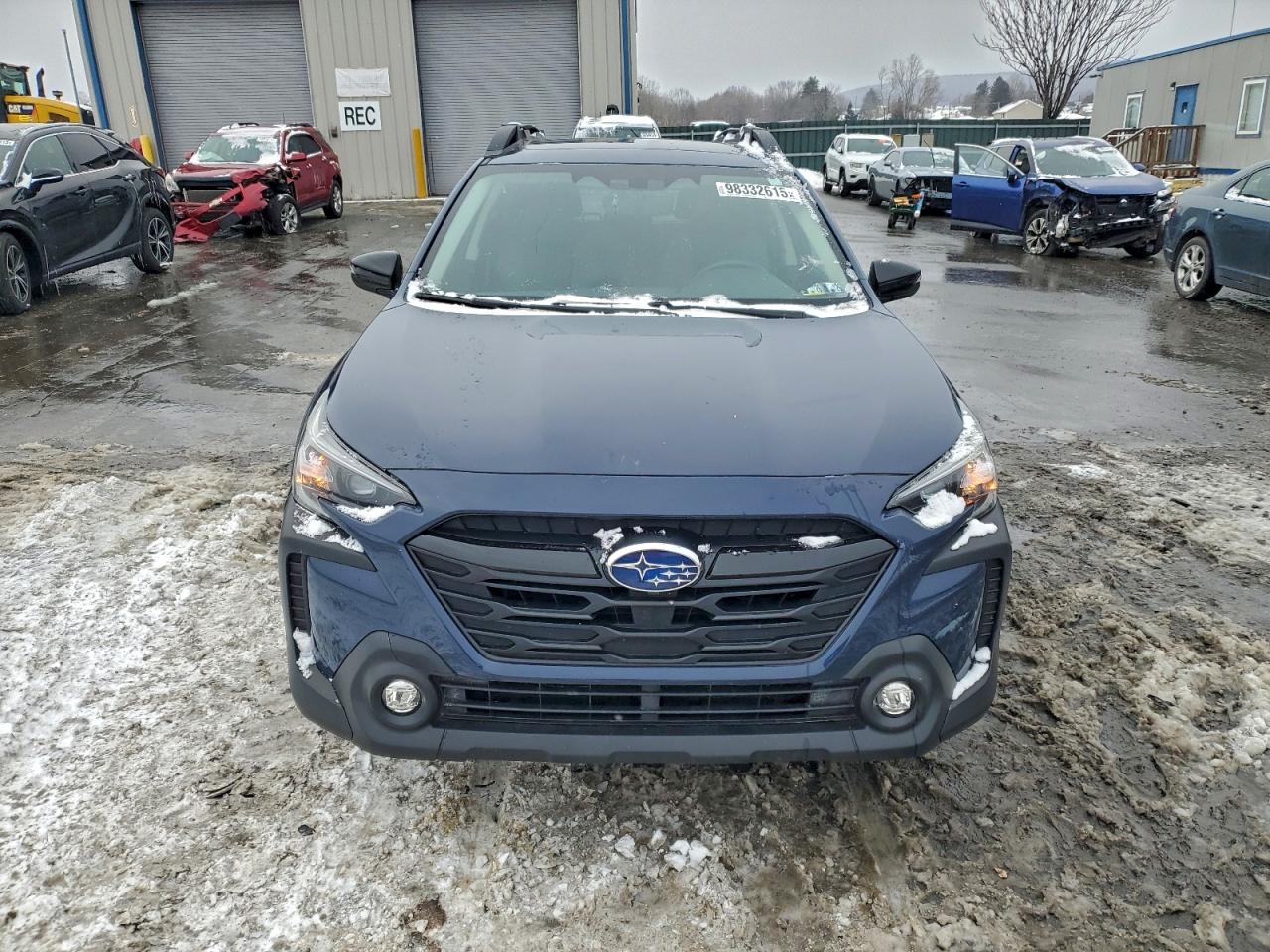 Subaru Outback Onyx Edition Image 3